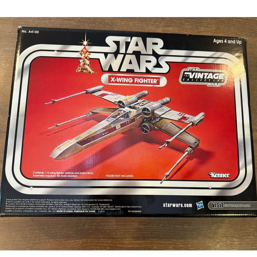 2013 Star Wars Vintage Collection X-wing Fighter Toys R Us Exclusive. New In Box